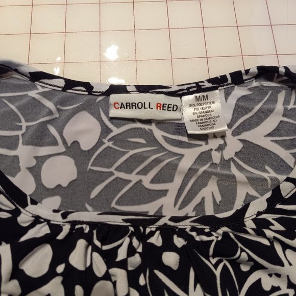 Black and white jersey knit top, medium, Carroll Reed - Picture 3 of 3